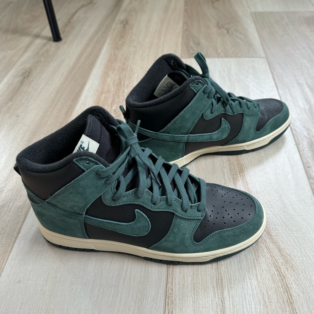 Nike Dunk High “Faded Spruce”